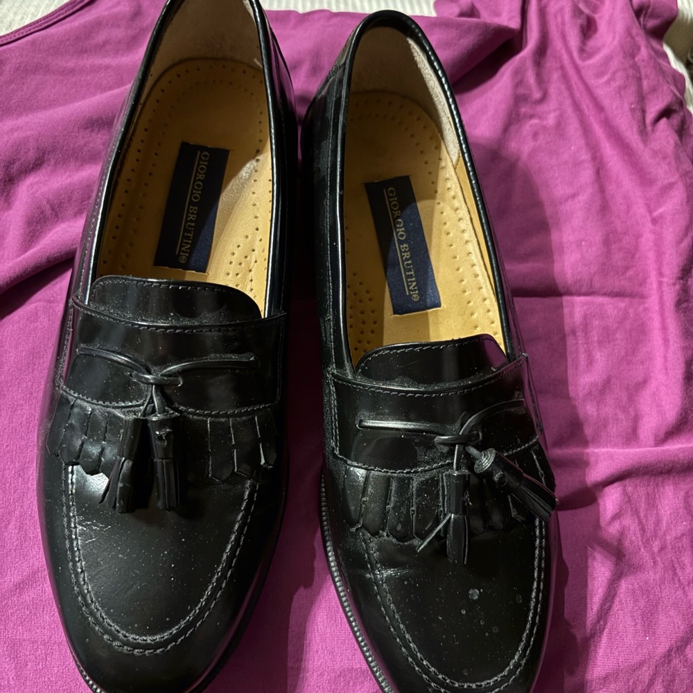Giorgio Brutini Black Tassel Loafers